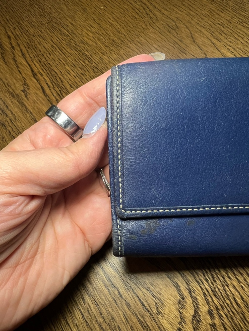 Vintage Coach leather Hamilton trifold wallet, navy blue - Picture 12 of 14